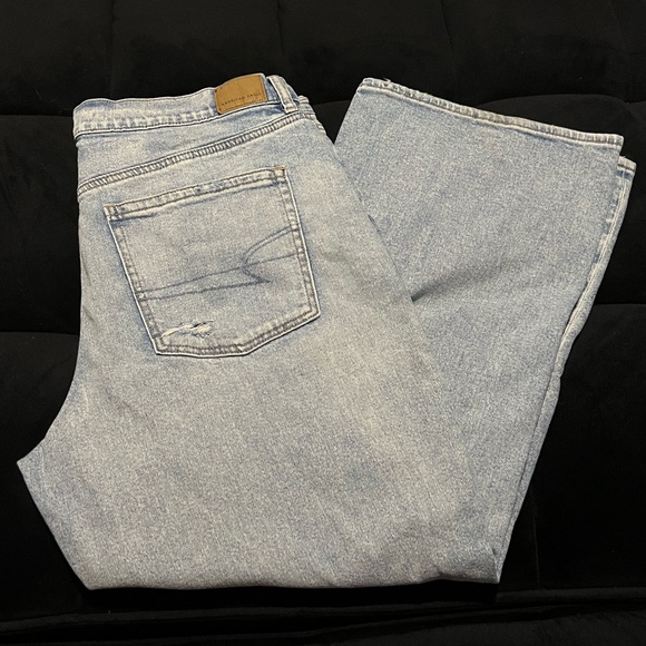 American Eagle Outfitters Light Blue Flare Jeans - Picture 1 of 8